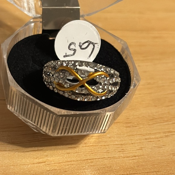 Infinity Silver Ring - Picture 3 of 4